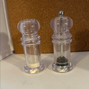 Clear Acrylic Salt and Pepper Grinder Set